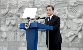 이제야 ‘서해수호의 날’ 기념식에 참석한 文 대통령 “서해수호 영웅들의 희생과 헌신은 애국심의 상징”