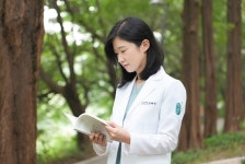 [건강정보] 만성 염증성 피부질환 건선, 가려워도 긁지 말아야