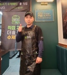 수제버거 프랭크버거 가족 창업 열풍...가족이 4개 매장 운영하기도