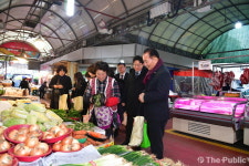 청주시의회, 복대가경 전통시장 장보기 행사