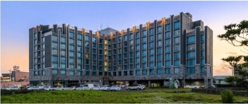 누적 미정산액만 20억...제주 성산마리나 호텔, 운영사·관리단 또 수익 배분 갈등