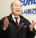 [이슈체크] 귀금속 대가성 인정된 이봉관 회장…지주택 강자 서희건설, 신뢰 회복 시험대