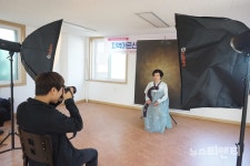 한남대, 어르신 장수사진 촬영 봉사