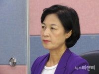 추미애 의원, 두 번째 여성 법무부장관 지명