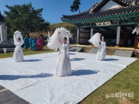 [포토] 백제문화제, 부여군 팔중제 봉행...백제 8충신 기려