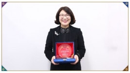 김영미 대전 서구의원, 전통시장 상인협동조합 정기총회에서 감사패 수상