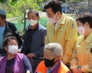 허태정 대전시장, 현장시장실 열고 새뜸마을경로당 건립현장 방문