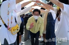 [포토] 양승조 지사, 금산 간디고등학교 방문