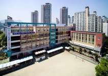 [본지단독] 대전봉명초교, 기초학력 협력교사 2명....부당채용 물의 