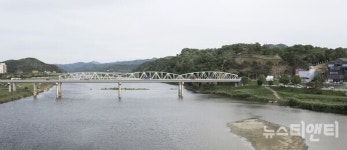 제2금강교 vs 공산성 조화...중재안 찾다