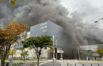 대전 현대 아울렛 화재...2명 사망, 1명 중태, 4명 수색 중