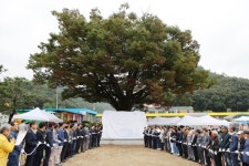 괴산 청천초등학교, 개교 100주년 기념비 제막