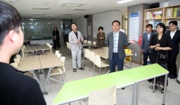 충남도의회, 교육센터·미술관 등 폐교 우수 활용시설 견학