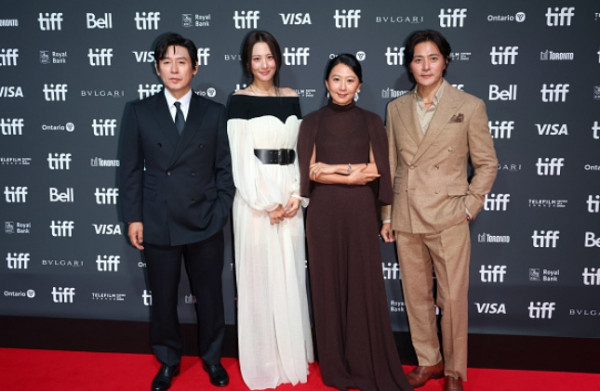 보통의 가족, 허진호 감독의 감정적이면서도 현실적인 이야기를 그린 작품은 관객들의 이목 집중!