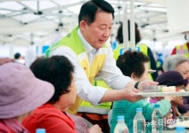 대전 서구 자원봉사센터, 둔산3동서 사랑의 밥차 행사