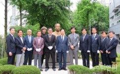 [포토] 故 서붕 박병배 선생 흉상 제막