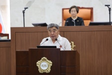 서천군의회, 제9대 의회 후반기 의장 김경제·부의장 김아진 의원 선출