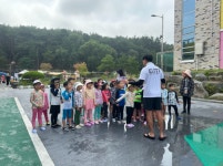 성연유치원, 여름 놀이 주제 물놀이 활동 진행