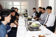 이양섭 충북도의회 의장, 청원경찰들과 소통 간담회 진행