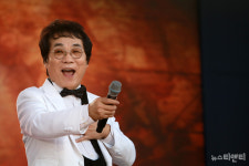 익산수정사우나구내이용원 | [포토] 10월의 마지막 날... 이용, 익산서 '잊혀진 계절'