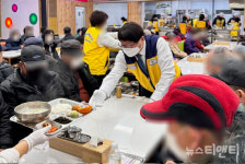 김희옥 김제시 부시장, 노인 무료급식소 봉사