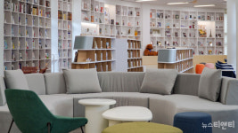 여행 고민은 이 곳에서... 익산시, 모인여행숲도서관 개관