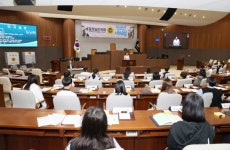 [포토] 충남도의회, 서산 명지중학교 학생 대상 청소년 의회교실 개최
