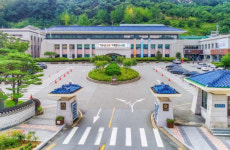 공주 옥룡동 거리, 간판 정비로 확 바뀐다