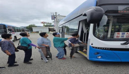 옥천군, 군민숙원 풀었다. 옥천읍내 순환버스 시범 운행 시작!