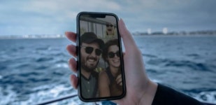 스타링크 모바일 공개…인텔리안테크·AP위성 등 관련주 주목