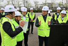 인천시, 신항 자동화 물류체계 확인…항만 경쟁력 강화 행보