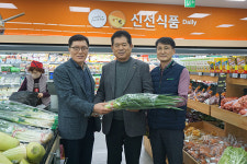 위기의 협동조합 판매사업만이 살 길 - 순천원예농협 하나로마트·공판장