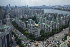 하아, 학교 때문에…재건축 애물단지로 전락한 초품아