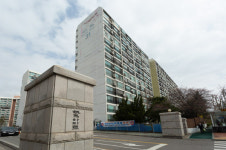 은마아파트 30평 8.6억 폭락…강남도 속수무책 추락