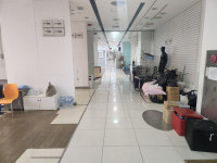 장사 안돼 투잡,쓰리잡 뛰는 상인들…공실폭탄 동대문이 죽어간다