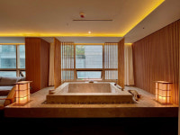 비슷한 수준인데 호텔 100만원, 스테이 40만원…가성비가 성공의 핵심