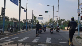 불법주차로 몸살…삼성전자 평택캠퍼스 주변은 매일 출퇴근 전쟁 중 [교통지옥]