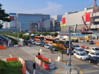 불법주차로 몸살…삼성전자 평택캠퍼스 주변은 매일 출퇴근 전쟁 중 [교통지옥]