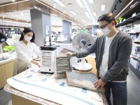 실적부진 지적에 롯데하이마트 체질 개선과 PB상품 강화로 근본적 개선 이룰 것