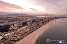 북한, 다음달 원산갈마 해안 관광지구 개장 앞두고 특구법 채택