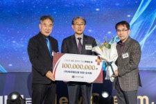 에코월드팜, 광주과학기술원에 발전기금 1억 원 기부