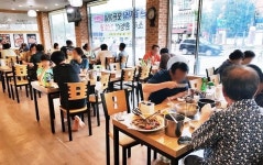 외식창업 프랜차이즈 뼈큰감자탕, 광주용두점 오픈