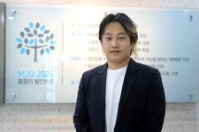 3옥타브장인 보컬학원 김윤민 대표원장, 명지대 학우 위해 장학금 쾌척