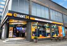 이마트24, 유어네이키드치즈와 손잡고 광안리 랜드마크 맛집 쇼룸 매장 오픈