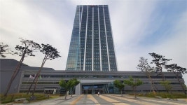 벼랑 끝 경영위기 한전... 본사조직 20% 축소ㆍ서울 인재개발원 부지 매각
