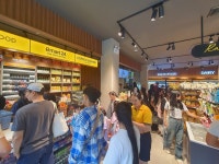 한국 편의점 최초 캄보디아 진출 .... 이마트24, 캄보디아 1호점 오픈