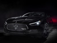 오직 10대! 다크다크한 기블리, 오페라네라 출시