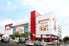 롯데마트, 창고형 매장 빅마켓 확대…트레이더스·코스트코 정조준