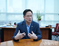[인터뷰] 박수영 의원, 현장에서 답을 찾다...