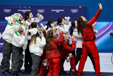 [2026 동계올림픽] 쇼트트랙 여자 3000m 계주 金빛 질주…8년 만에 정상 탈환